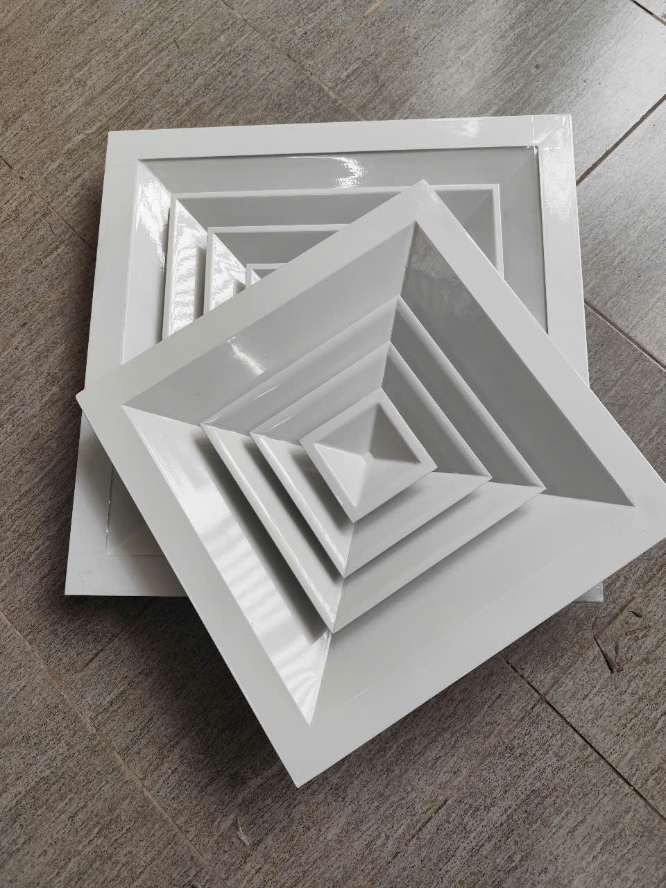 Miệng gió khuếch tán 350x350mm
