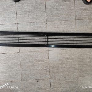 Cửa gió nan thẳng màu đen KT 1200x150mm